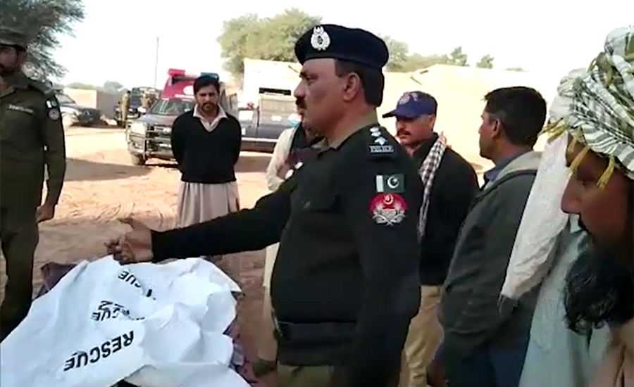 Three stabbed to death for honour in Multan