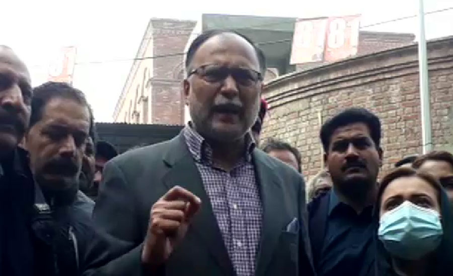 Ahsan Iqbal asks PM to resign or face historic long march