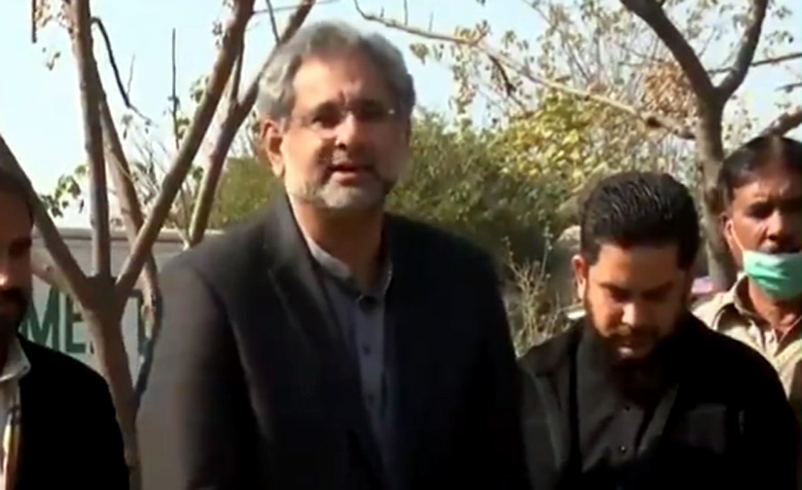 NAB chairman is oppressed man, govt blackmailing him: Shahid Khaqan Abbasi