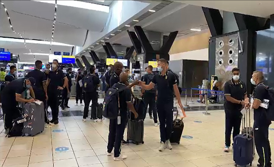 South African team arrives in Pakistan after 14 years