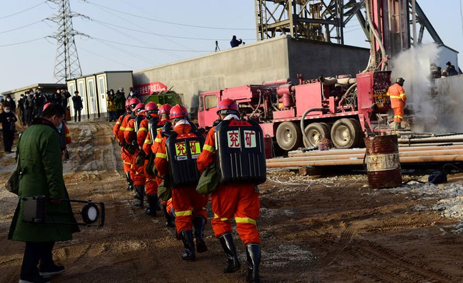 China deploys 16 rescue teams to save stricken gold miners