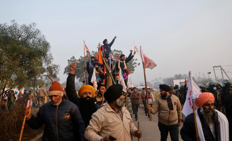 Farmers mass in Indian capital ahead of Republic Day protests