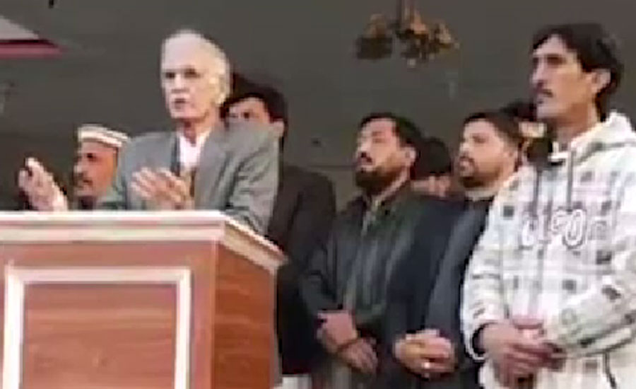 Imran Khan's govt will not survive a single day if I don't want it to: Pervez Khattak