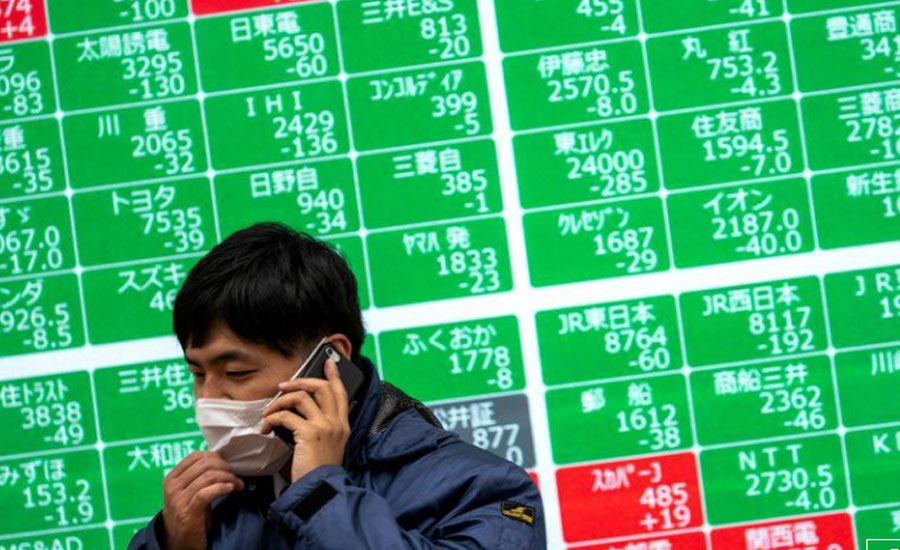 Stocks, oil rise in Asia after US records