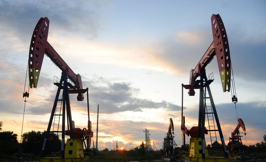 Oil retreats on rising US dollar, though Texas supply choked