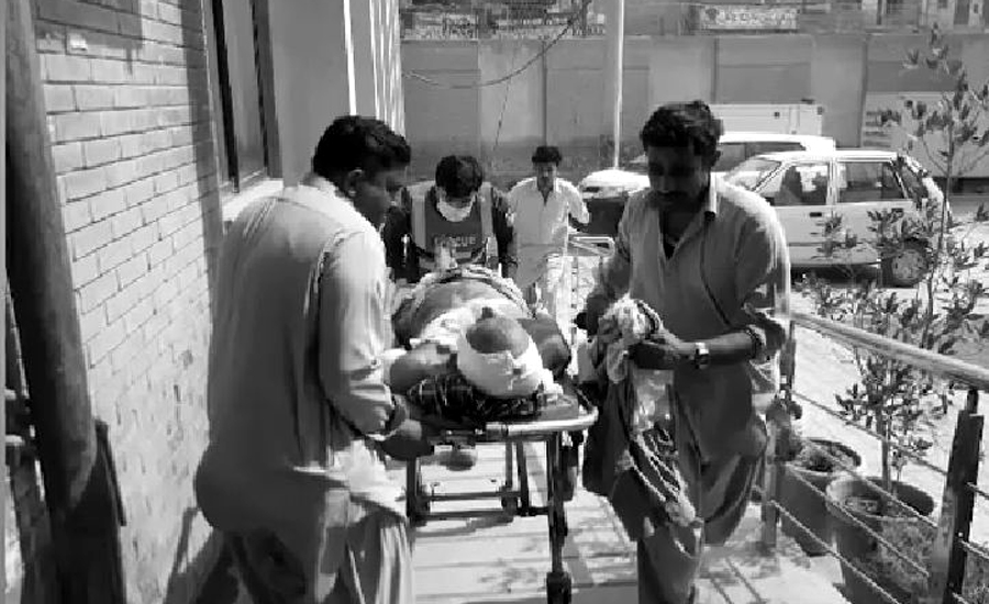 Dacoits kill eight people in Dera Ghazi Khan bazar