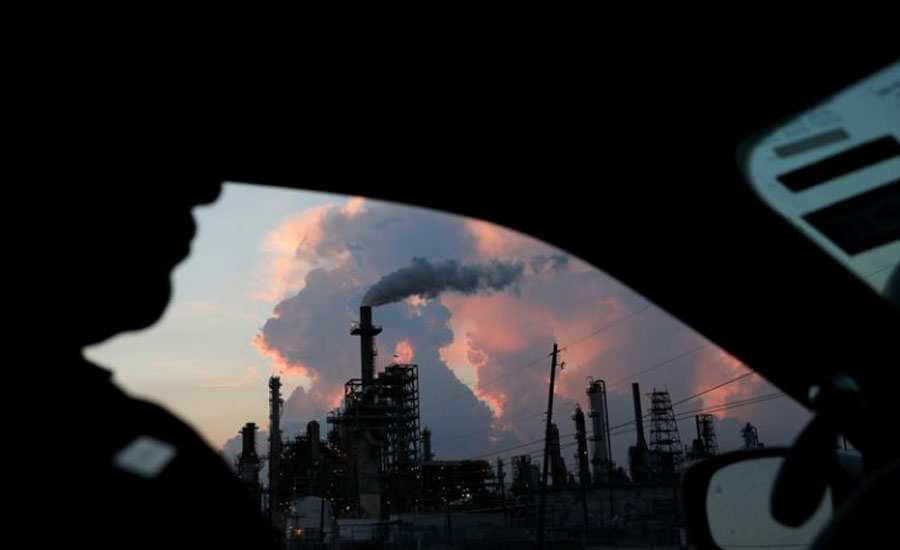 Texas freeze led to release of tons of air pollutants as refineries shut