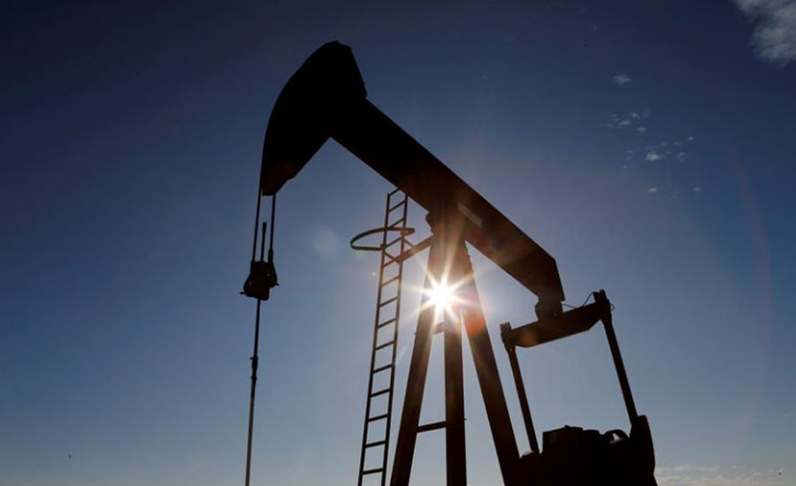 Oil gains as US production slowly returns after freeze