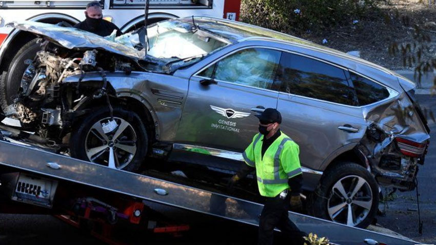 Golf great Tiger Woods suffers serious leg injuries in car wreck