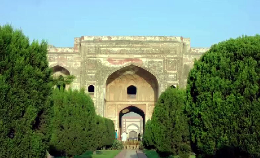 Federal govt decides to preserve Shalimar Bagh, tombs of Noor Jehan & Asif Jah