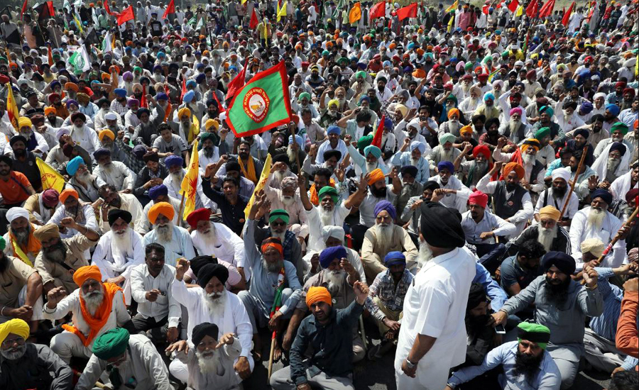 Indian farmers block highway outside Delhi to mark 100th day of protest