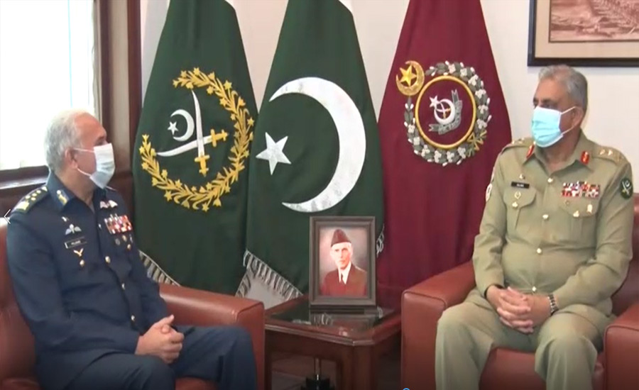 Air Chief Marshal Mujahid Anwar Khan pays farewell visit on COAS Qamar Bajwa