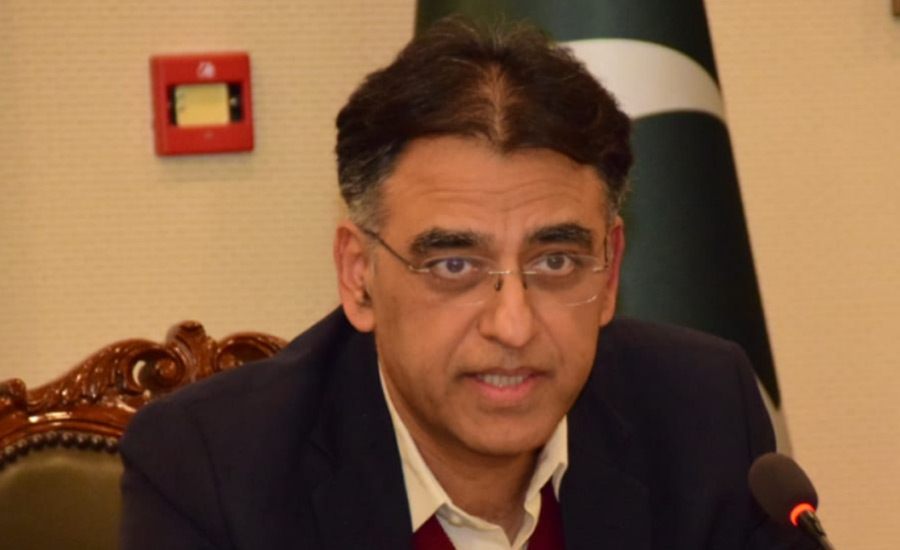 Asad Umar dispells rumours about efficacy of Corona vaccination