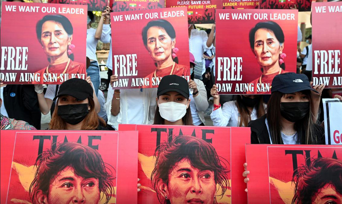 Suu Kyi faces new charge under Myanmar's secrets act, wireless internet suspended
