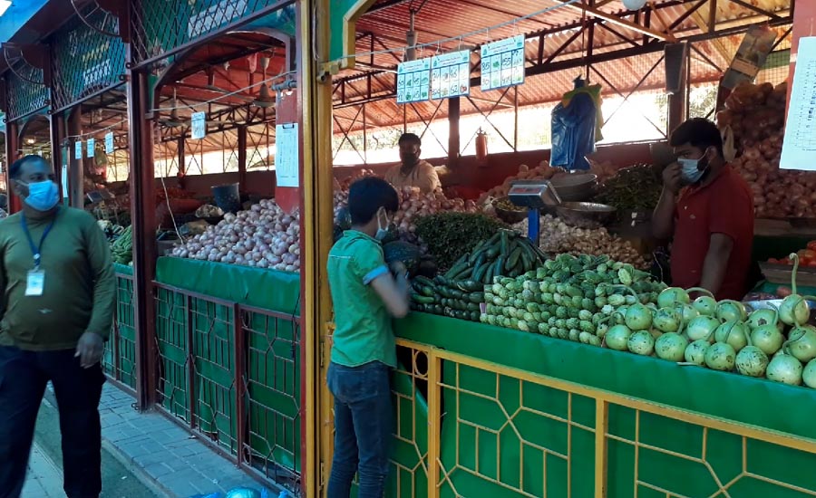 Fruit, vegetables prices go sky-high across country