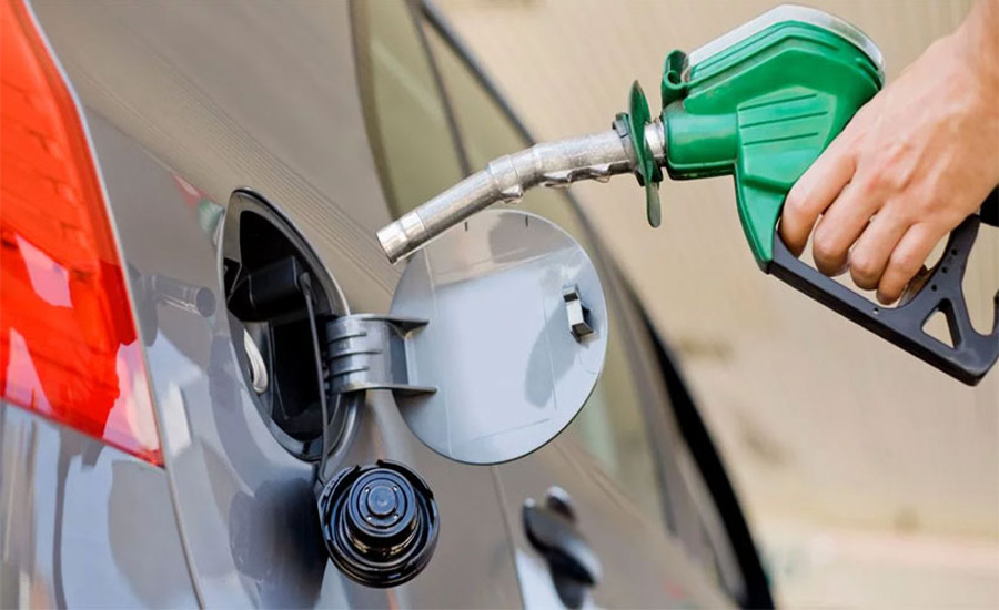 Govt cuts petrol price by Rs1.79 for next 15 days