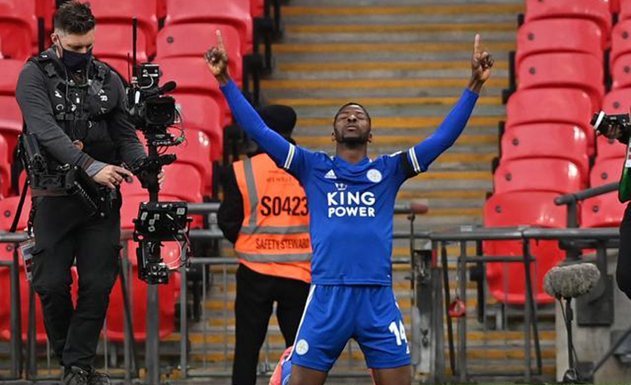 Iheanacho sends Leicester City into FA Cup final