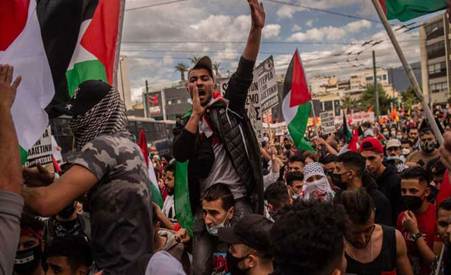 'Stop bombing Gaza': Thousands rally across Europe in support of Palestinians
