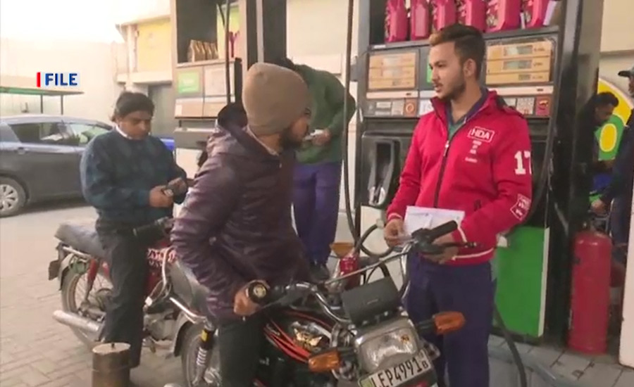 OGRA recommends hiking fuel prices by Rs3.25 per liter