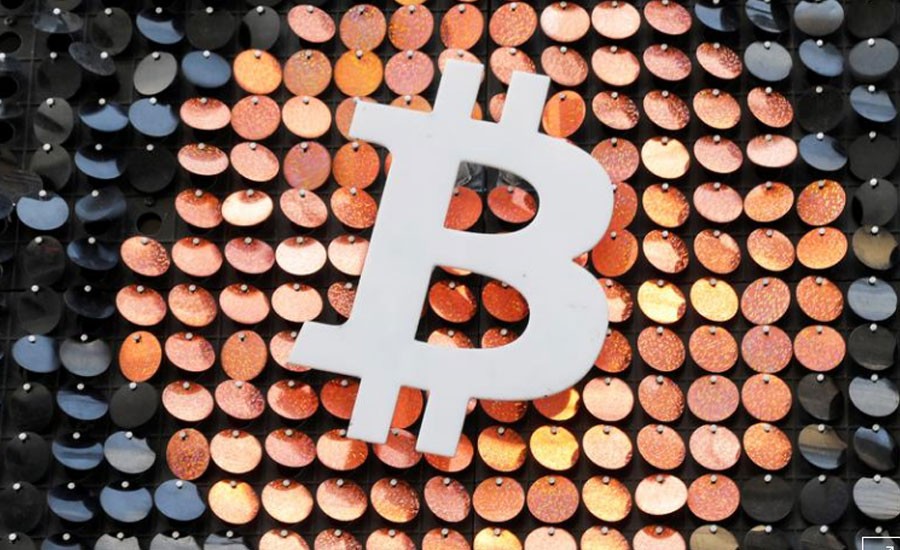 Bitcoin falls 8.9% to $34,156