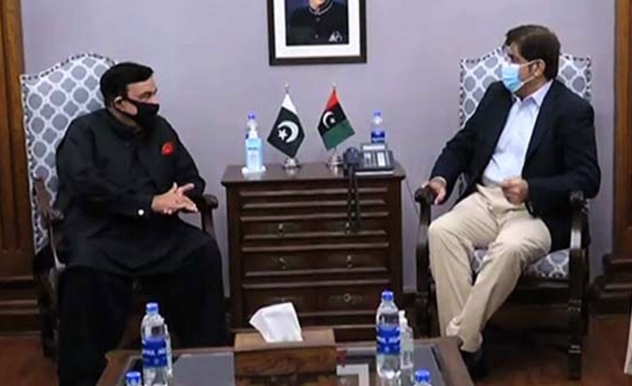Sheikh Rasheed, Sindh CM agree to fight bandits in Karachi's Kacha area