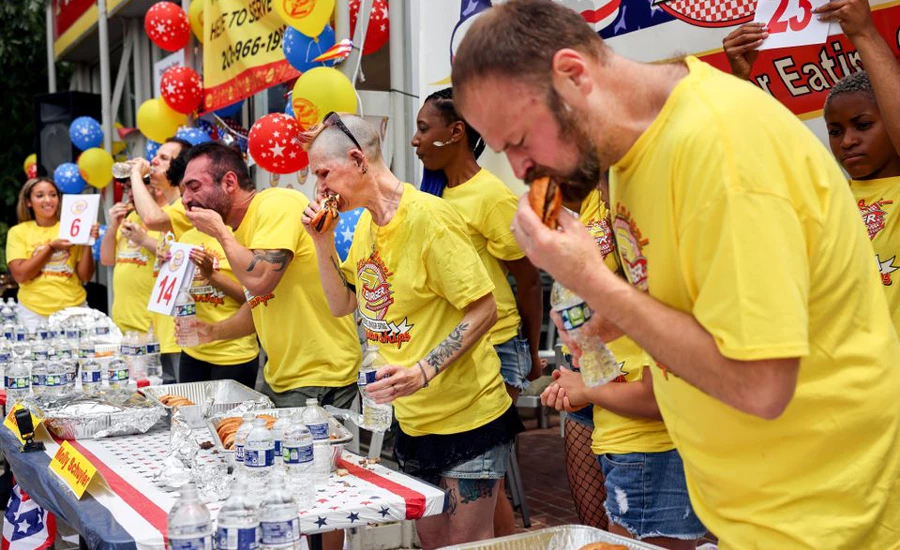 A tie in Washington eating contest: 34 burgers in 10 minutes