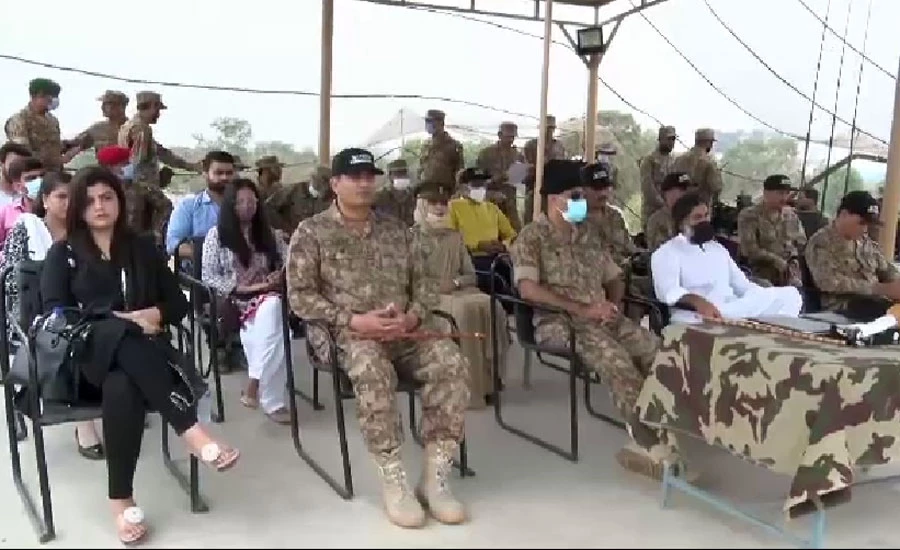 Students spend a day with Army jawans at Lahore Garrison