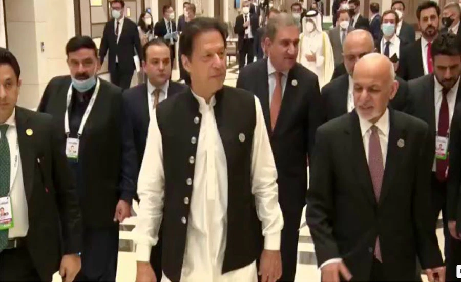 PM Imran Khan, Afghanistan President Ashraf Ghani discuss Pak-Afghan relations