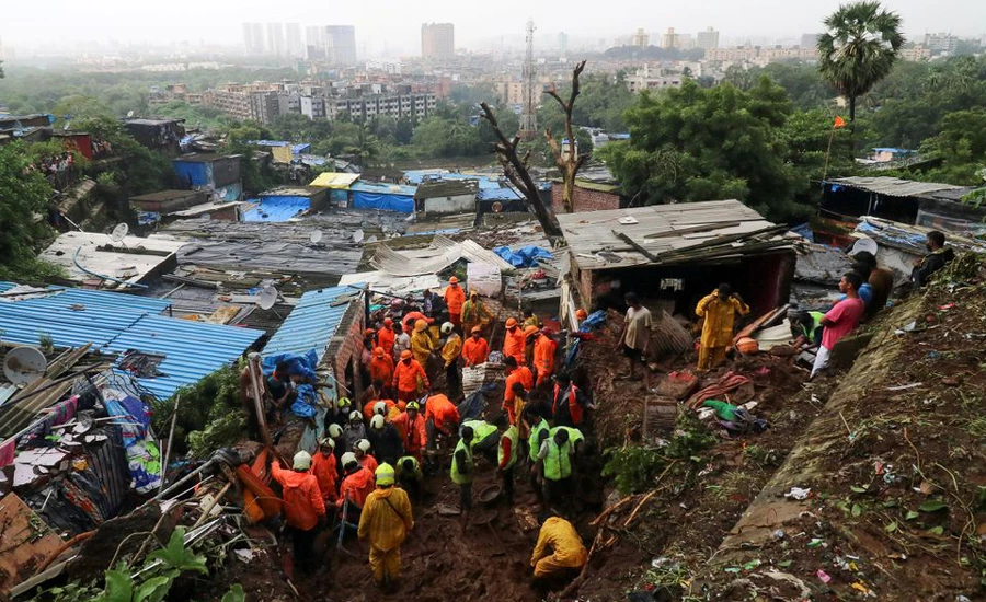 Heavy rains cripple Indian cities, at least 35 killed