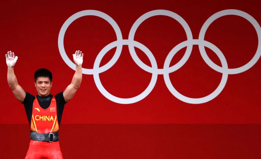 Weightlifting-China's Li wins gold in men's 61kg