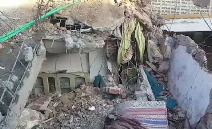 Four people killed, five injured in Faisalabad roof collapse