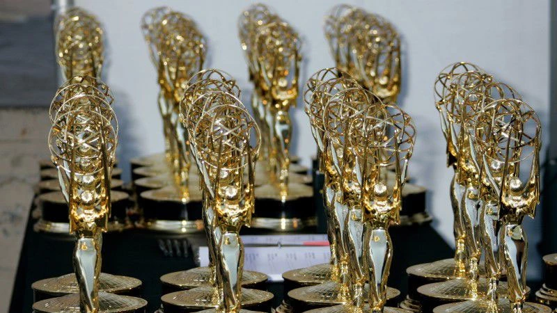 COVID worries send Emmy Awards show outdoors