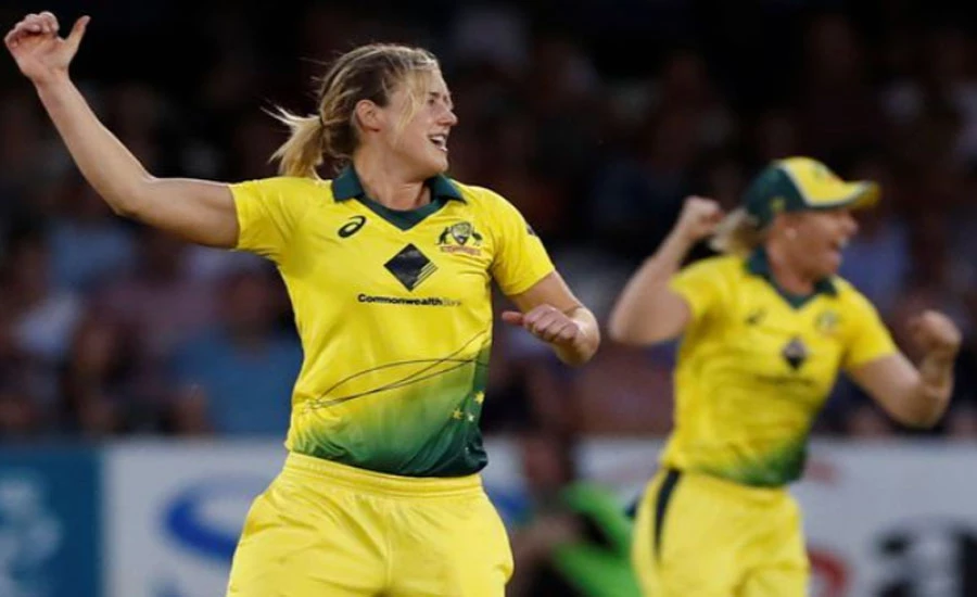 Perry the first Australian woman to pick up 300 wickets