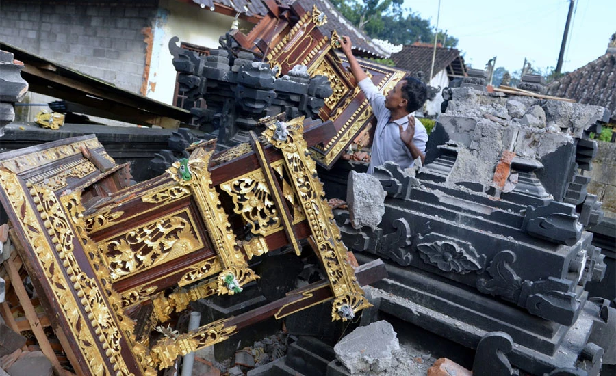 Earthquake of magnitude 4.8 strikes Bali, kills three