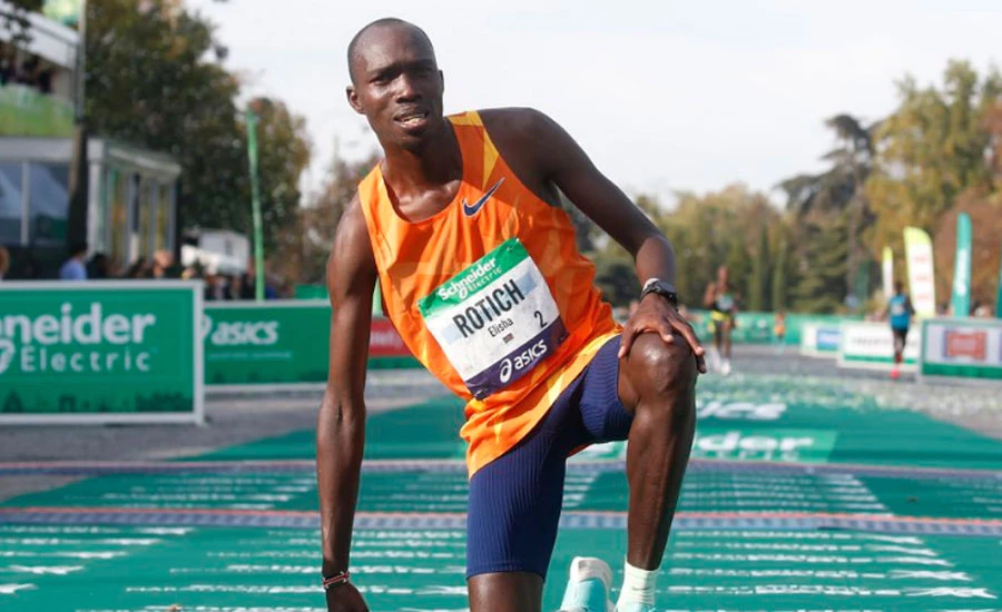 Kenya's Rotich, Ethiopian Memuye win Paris Marathon