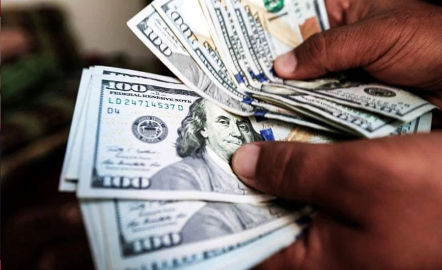 Dollar further increases by four paisas, reaches at Rs174