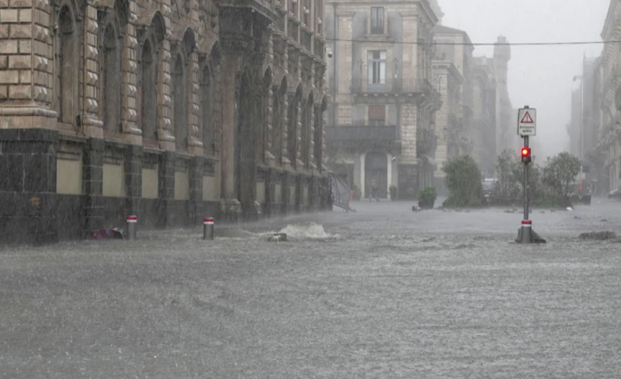 Fierce cyclonic storm turns squares into lakes in southern Italy