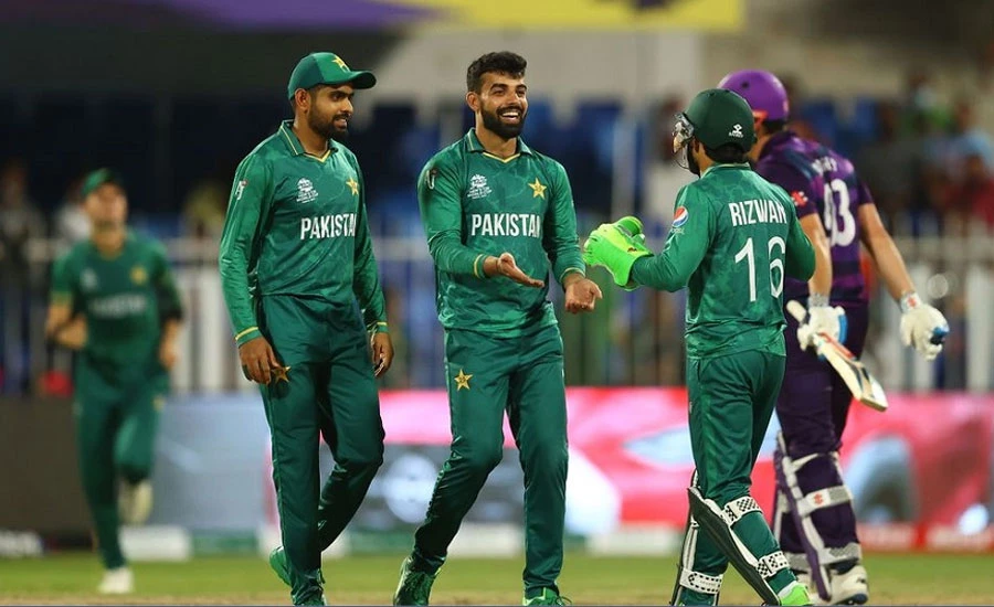 Pakistan crush Scotland in fifth straight win to set up Australia semi-final