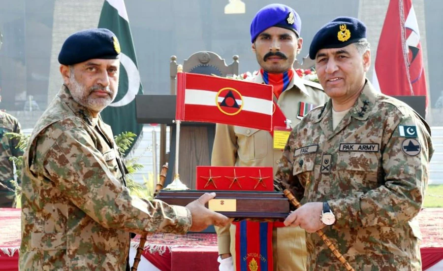 Lt Gen Nauman Mahmood hands over Command of Peshawar Corps to Lt Gen Faiz Hameed