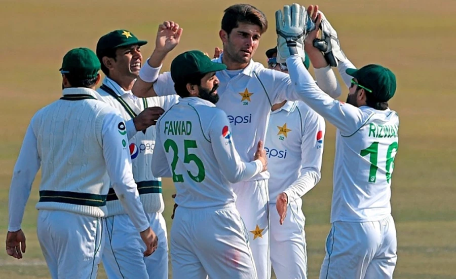 Upbeat Pakistan take on Bangladesh in first Test today