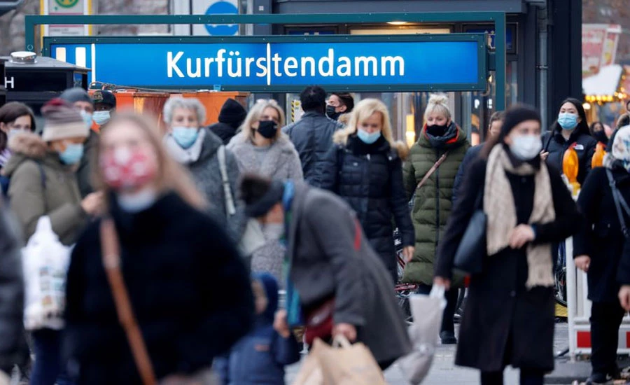 German retail suffers at start of crucial Christmas season
