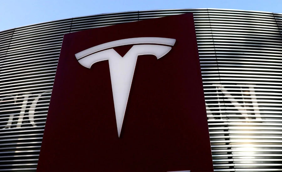 Tesla seeks court approval of win in engineer's defamation case