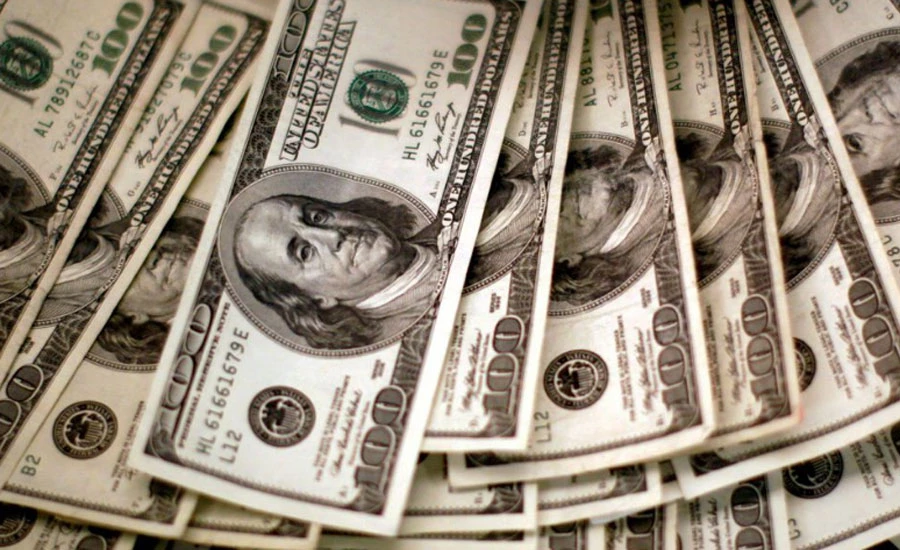 Dollar continues to soar in interbank market, reaches at Rs177.61