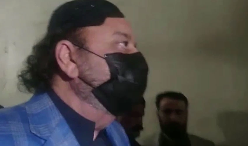 Assests beyond means case: Agha Siraj Durrani appears in court