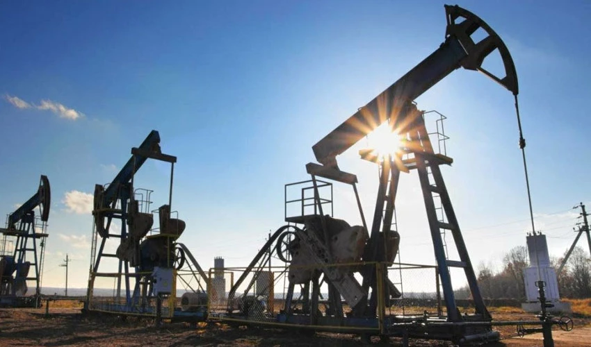 Oil prices ease in holiday trade, market focus on next OPEC+ move