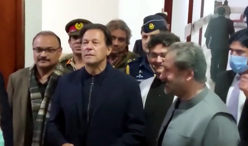 Nawaz Sharif won't return until a compromise, says PM Imran Khan