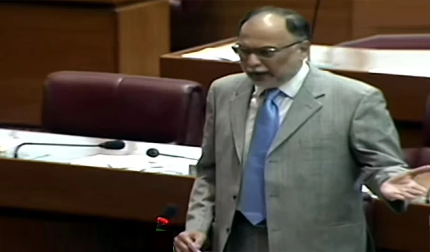 Ahsan Iqbal says govt cannot hide its economic deterioration