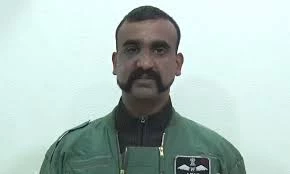 Captured Indian Wing Commander Abhinandan lauds Pakistan Army