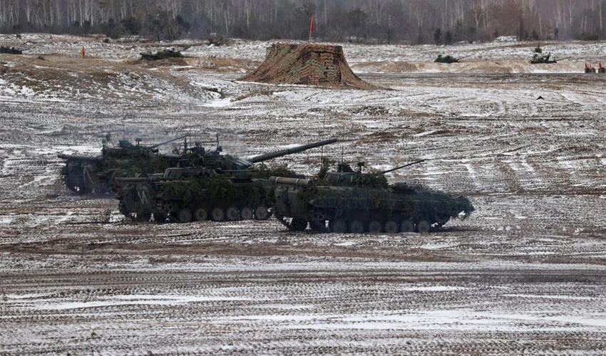 Vast drills spotlight Russia's grip on Belarus during standoff with West