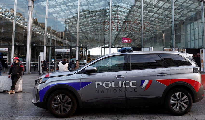 French police kill man who attacked them with knife at Paris rail station, minister says